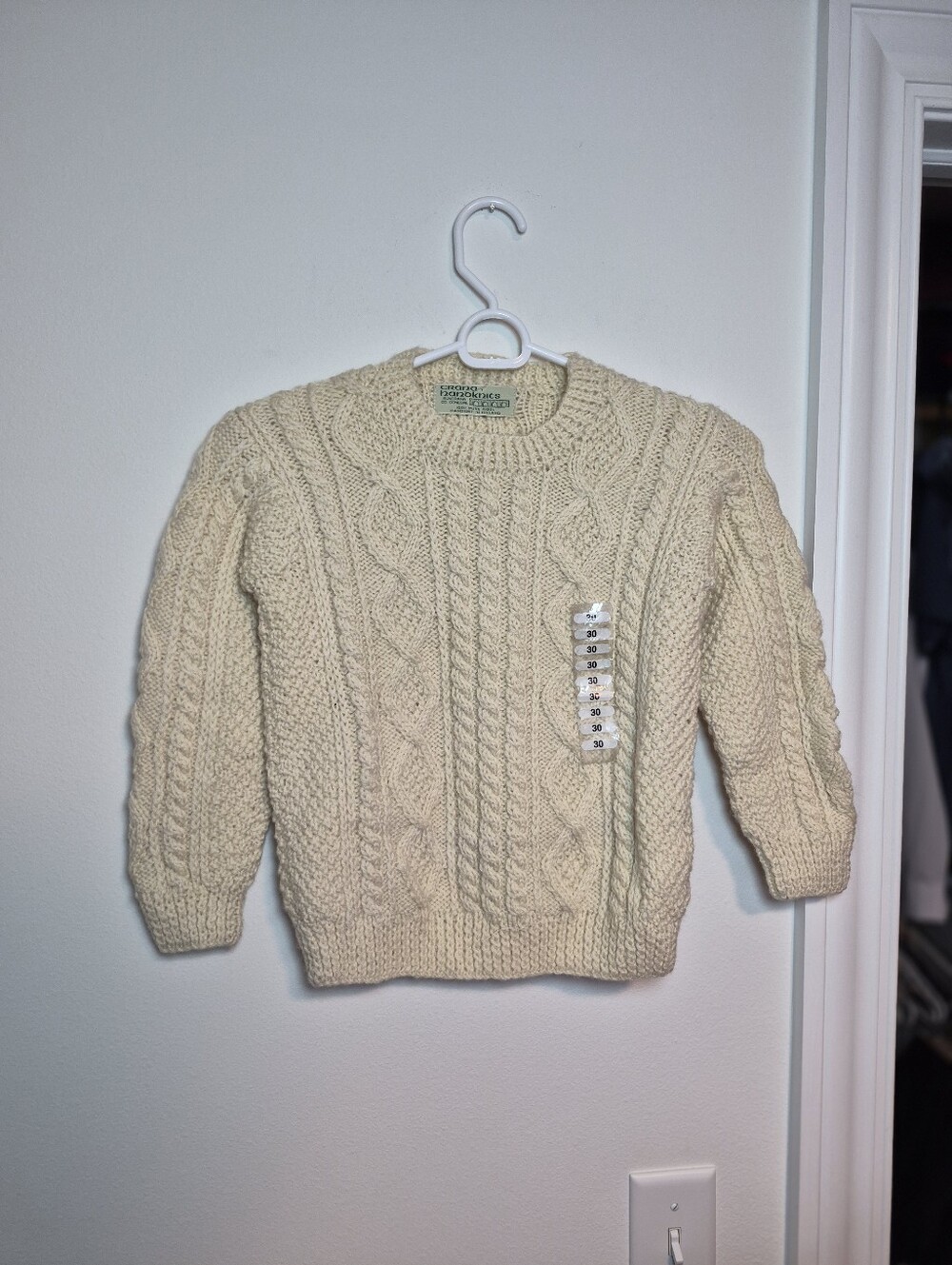 Crana Handknits Cream Aran Cable Knit Sweater Ireland Kids Size 30